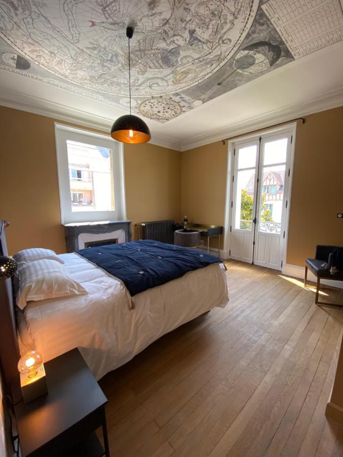 Maison Blanche Chartres - Maison D'Hotes 5 Etoiles Екстер'єр фото